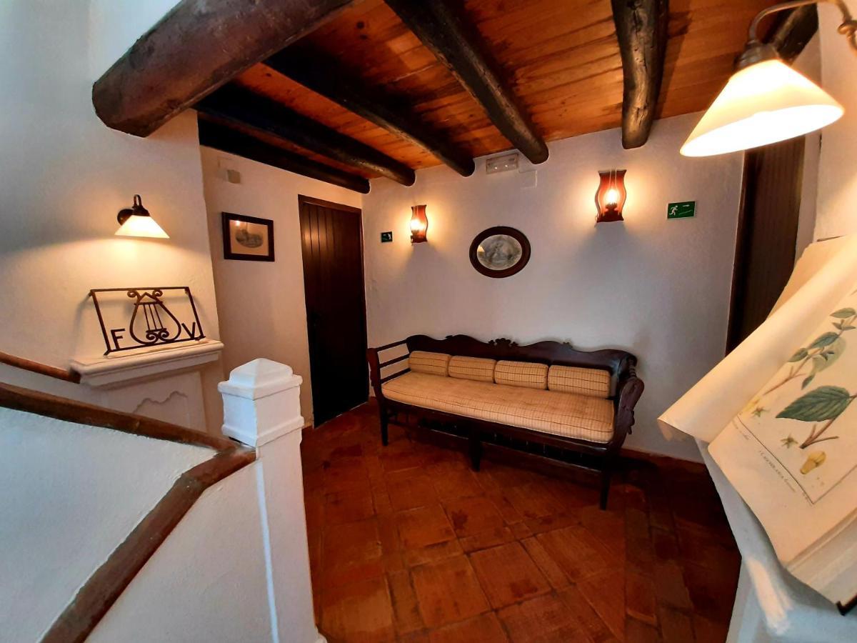 Finca Valbono Apartamentos Rurales Y Hotel Aracena Extérieur photo