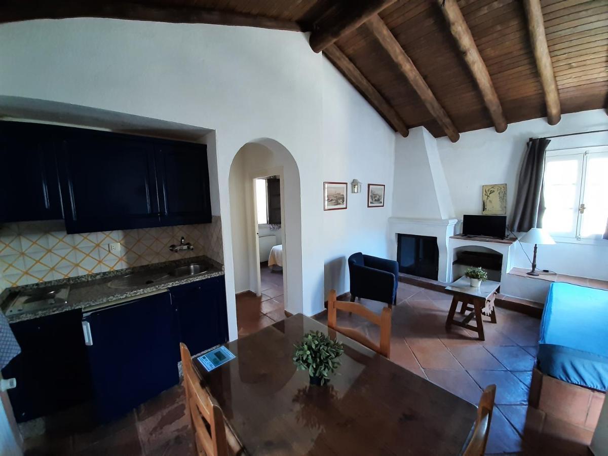Finca Valbono Apartamentos Rurales Y Hotel Aracena Extérieur photo
