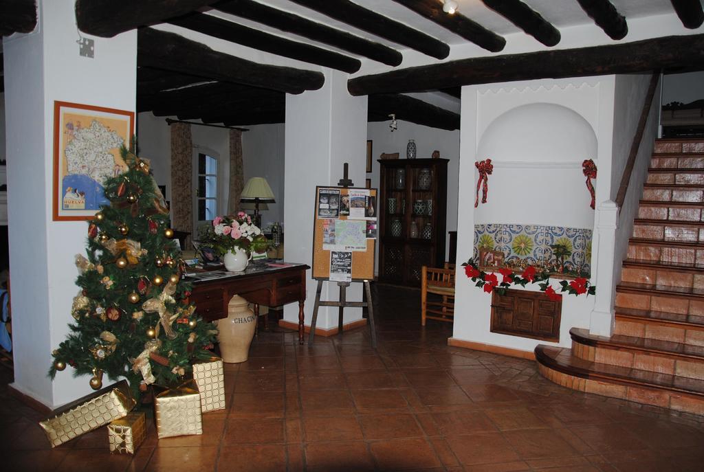 Finca Valbono Apartamentos Rurales Y Hotel Aracena Extérieur photo